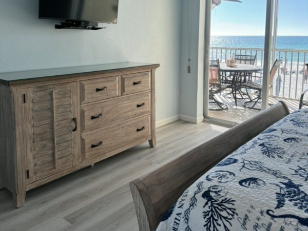 Gulf View Condo - Your Ideal  Bradenton Beach Getaway